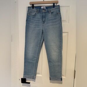 6. Levi’s Denizen boyfriend 
    Size 6/28